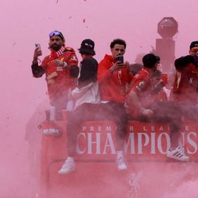 ليفربول يواصل الصفقات ويخطف المهاجم الموهوب قبل أرسنال