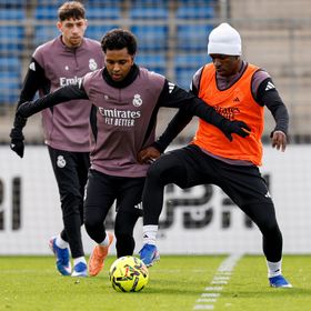 تشكيلة ريال مدريد المتوقعة أمام ريال بيتيس.. من يعوّض كيليان مبابي؟