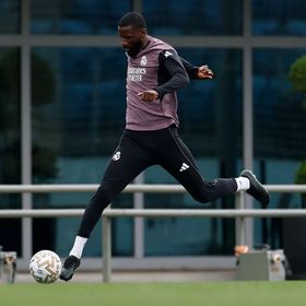 هل يُقنع يوفنتوس ولوتشيانو سباليتي أنطونيو روديغر بالرحيل عن ريال مدريد؟