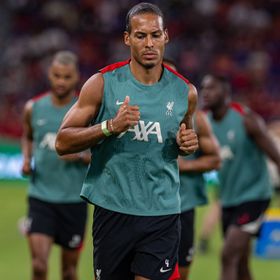 فان دايك يزف خبراً سعيداً لجماهير ليفربول