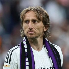 أقل من ثلث راتبه في ريال مدريد.. تفاصيل عقد مودريتش مع ميلان