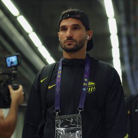 هل يرحل؟.. عوار يفتح باب العودة لأوروبا وهذا موقف الاتحاد