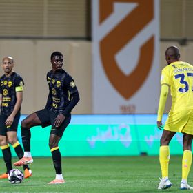 الاتحاد يعلن إصابة دومبيا بقطع في الرباط الصليبي