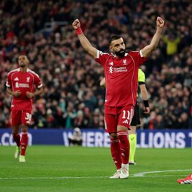 مهاجم ليفربول السابق ينصح "الأسطورة" صلاح بالسير على خطى غريزمان