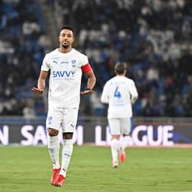 طردان و6 أهداف.. الهلال ينجو من فخ النجمة بفوز مثير في دوري روشن