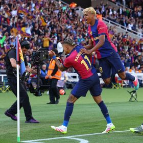 تشكيلة برشلونة الأساسية ضد أتلتيكو.. هجوم ناري لتعويض الرباعية