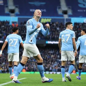 من هم اللاعبون الأكثر تتويجاً بجائزة لاعب الشهر في الدوري الإنجليزي الممتاز؟