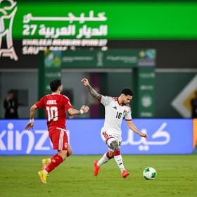 شاهد.. الإمارات تطيح بالبحرين حاملة اللقب وتعبر إلى نصف نهائي "خليجي 27"