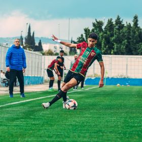 صفقة تاريخية.. باريس سان جيرمان يضم موهبة الدوري التونسي