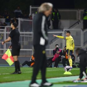 شاهد.. كريستيانو رونالدو يعانق التاريخ ويقود النصر للفوز على ضمك