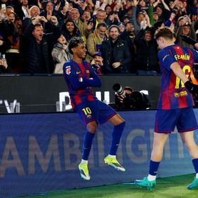 لامين يامال يُعادل رقماً مذهلاً لكيليان مبابي في القرن الـ21