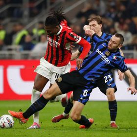 شاهد.. التعادل يحسم الديربي بين ميلان وإنتر في كأس إيطاليا