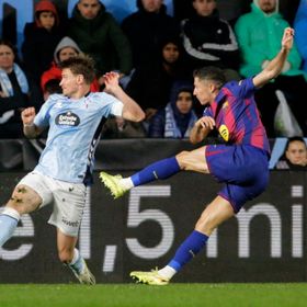 بهاتريك ليفاندوفسكي.. برشلونة يفلت من فخ سيلتا فيغو ويقلص الفارق مع ريال مدريد