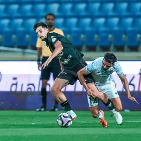 الخلود يضمن بقاءه بالدوري السعودي ويرسل الأخدود إلى دوري يلو