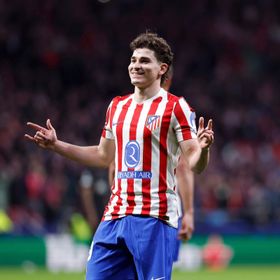 خوليان ألفاريز: الخماسية لا تحسم تأهل أتلتيكو مدريد أمام توتنهام