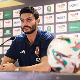 وفاة والد محمد الشناوي حارس مرمى الأهلي المصري بحادث سير