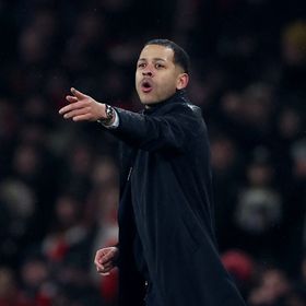 روسينيور مدرب تشيلسي يهاجم أرسنال بعد أحداث كأس الرابطة