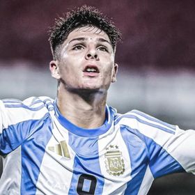 برشلونة يراقب جوهرة الأرجنتين توماس دي مارتيس