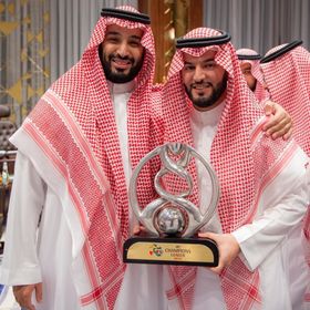 فهد بن نافل يُودع الهلال ويعلن "دعمه المطلق" للمرشح المقبل
