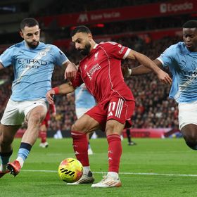 هل ينتقل محمد صلاح إلى الهلال في صفقة تبادلية مع "قاهر سيتي"؟