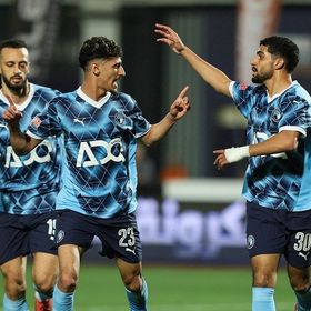 كم نقطة يحتاجها بيراميدز للتتويج بالدوري المصري الممتاز؟