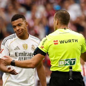 غضب كيليان مبابي من التحكيم يسرق الأضواء.. أزمة أم رد فعل؟