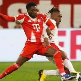 صدمة جديدة.. ألفونسو ديفيز يواجه غياباً طويلاً عن بايرن ميونيخ