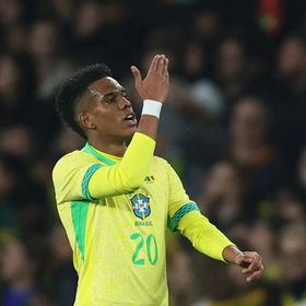 لماذا يُهدد إستيفاو مكانة فينيسيوس ورودريغو في البرازيل؟