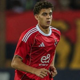 ليس شأني .. توروب مدرب الأهلي يتهرب من أخبار انتقال حمزة عبد الكريم لبرشلونة