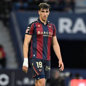 مهاجم ريال مدريد الجديد؟ شبيه خوسيلو "المخطوف" من ناديين إنجليزيين