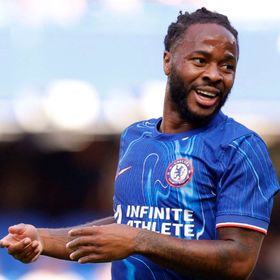 سترلينغ سيغادر تشيلسي.. هل ينضم لصفقات نابولي النارية؟