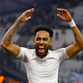 السوبر أوباميانغ يبقي على آمال الغابون بالتأهل المباشر لكأس العالم