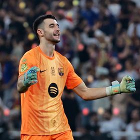 جوان غارسيا حارس برشلونة ينضم لقائمة إسبانيا للمرة الأولى لمواجهة مصر