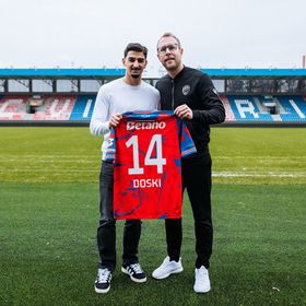 فيكتوريا بلزن التشيكي يضم العراقي ميرخاس دوسكي