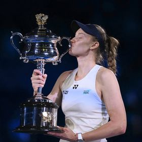 إيلينا ريباكينا تهزم أرينا سابالينكا وتنتزع أول ألقابها في أستراليا