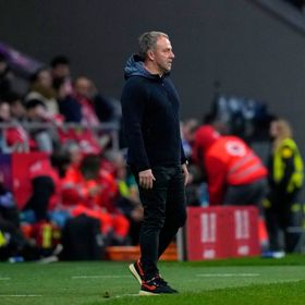 فليك بعد خسارة برشلونة الثقيلة: تعلمنا درساً قاسياً في أول 45 دقيقة