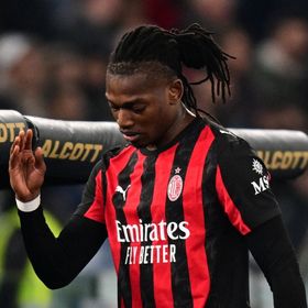 مستقبل رافائيل لياو معلق بمصير ماركوس راشفورد