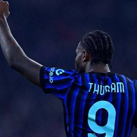 "التاريخ يعيد نفسه".. تورام يكرر ما فعله كريسبو ضد أياكس