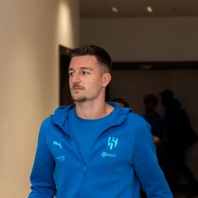 سافيتش نجم الهلال لا يخطئ طريق الشباك ضد الخليج بالدوري السعودي
