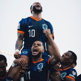 ديباي يحطّم رقم فان بيرسي ويتربع على عرش هدافي هولندا