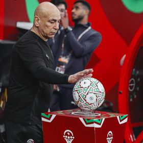 تشكيلة مصر المتوقعة أمام نيجيريا.. موقف محمد صلاح والمدافع المتمرد