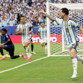 شاهد.. ميسي يهزم الرأس الأخضر ويتأهل لمواجهة مصر في كأس العالم