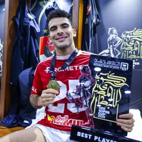 فيروس فيفا يصيب أحمد زيزو نجم الأهلي والسوبر المصري