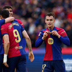 كاسادو يتعاقد مع وكيل أعمال لامين يامال