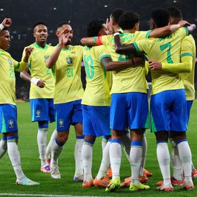 من هو الهداف التاريخي لمنتخب البرازيل؟