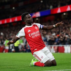 أرسنال يُقصي برايتون ويتأهل إلى ربع نهائي كأس الرابطة