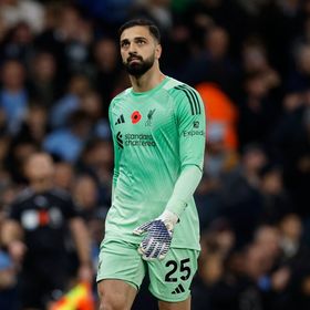 بعد التصدي لـ"ركلة هالاند".. رقم مميز لحارس ليفربول مامارداشفيلي