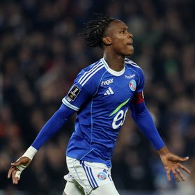 ستراسبورغ الفرنسي يوقف قائده بعدما اعتقده نادياً ألمانياً