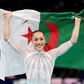 الجزائرية كايليا نمور تحصد فضية عارضة التوازن بكأس العالم للجمباز الفني