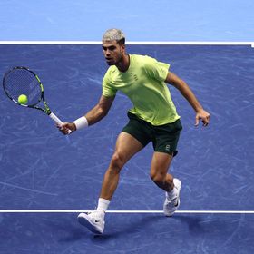 انتصار جديد لكارلوس ألكاراز في البطولة الختامية للتنس